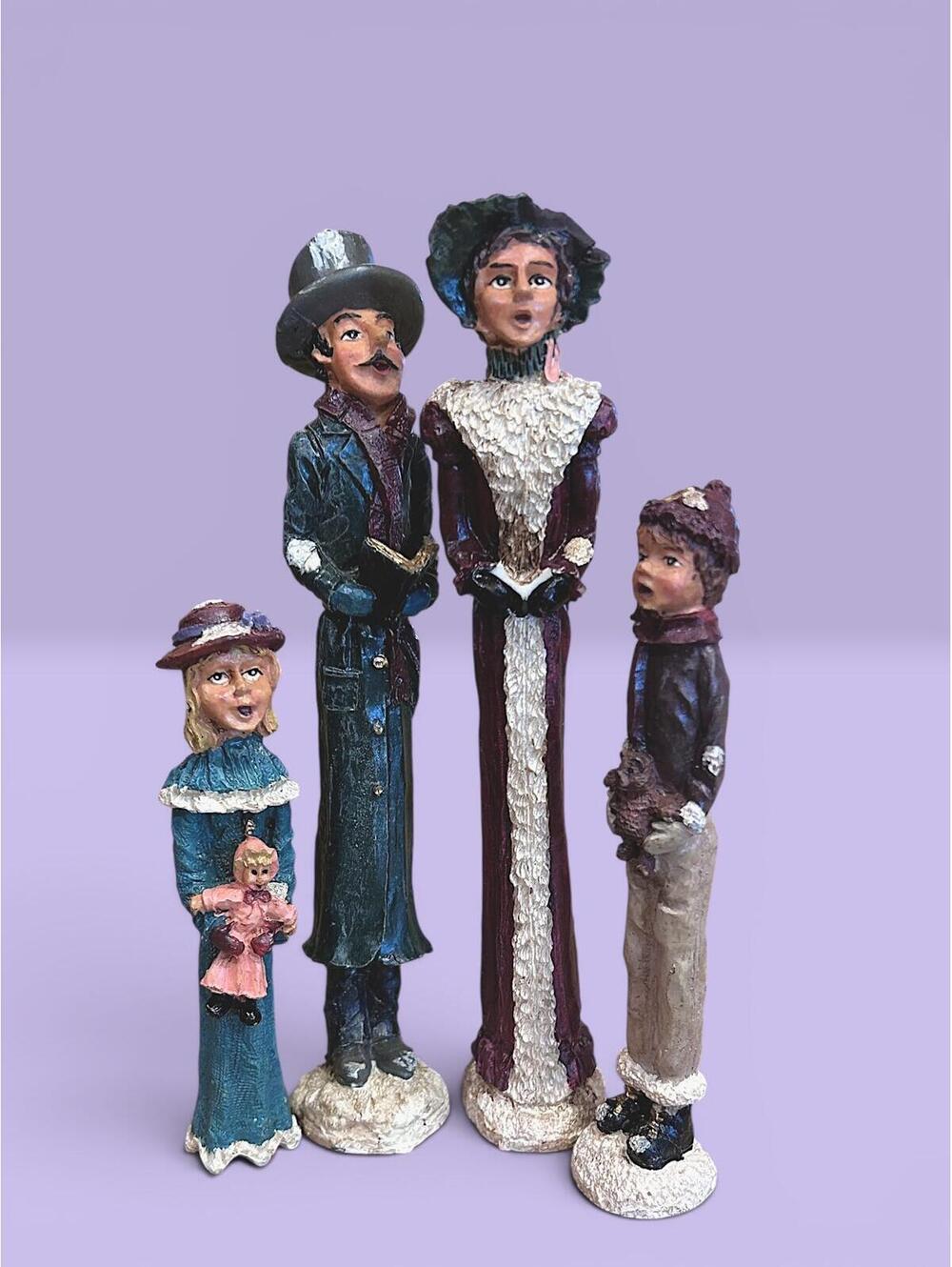 Vintage Windsor Collection Christmas Carolers Resin Figurines Set of 4